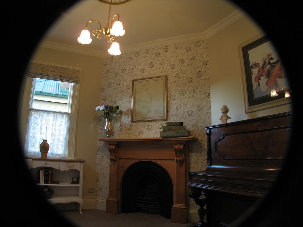 Ellie'S Place On City Park Launceston Zimmer foto